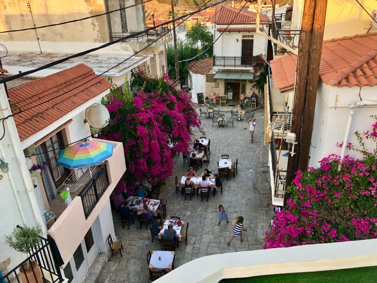 Veranda Panormo Panormos  Luaran gambar