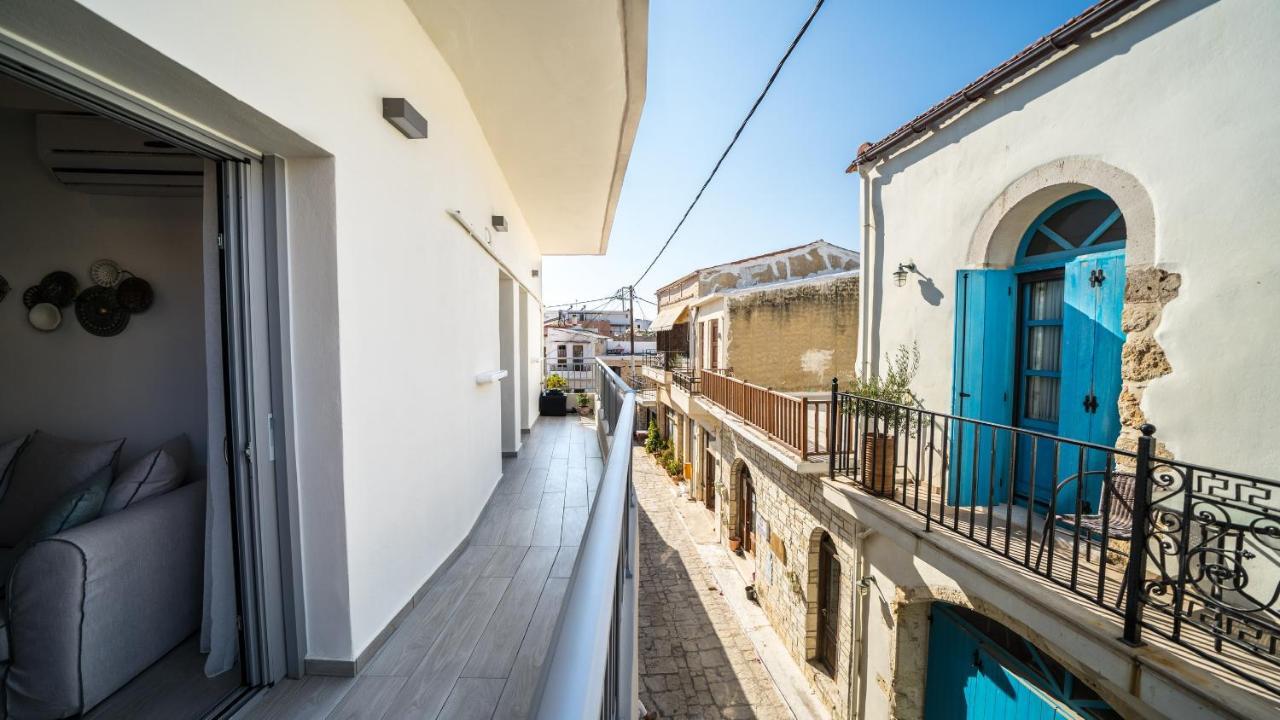 Veranda Panormo Panormos  Luaran gambar