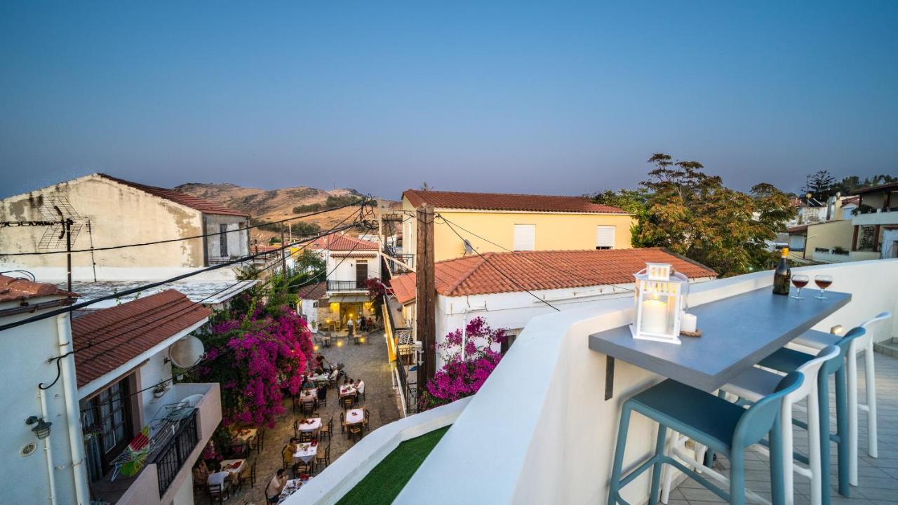 Veranda Panormo Panormos  Luaran gambar